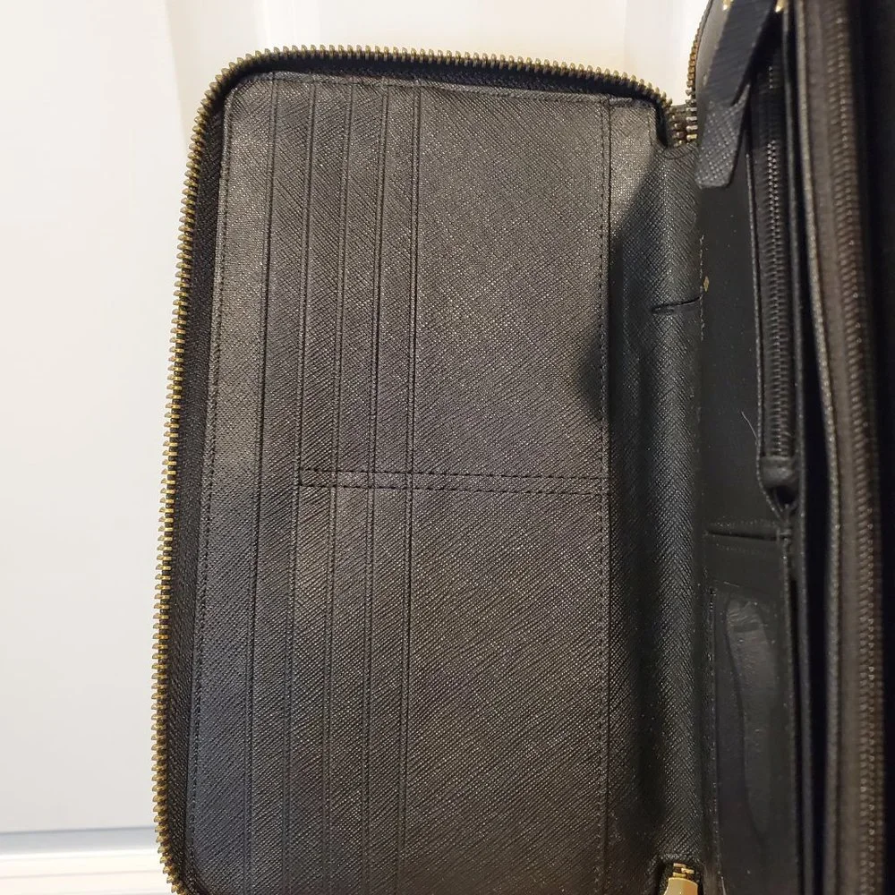 Kate Spade black large wallet. NWOT. - Picture 7 of 8